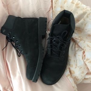 Black Timberland Boots